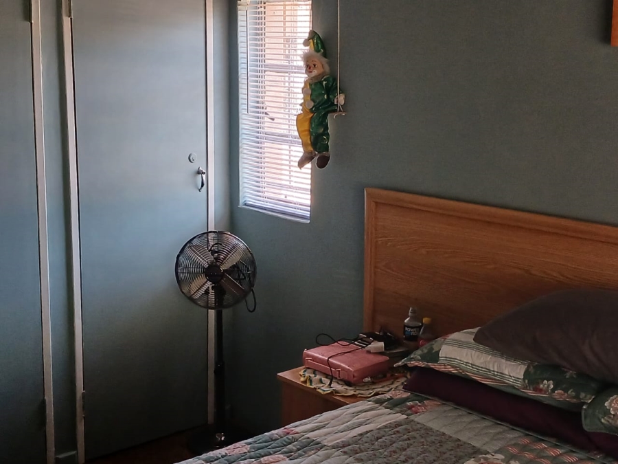 3 Bedroom Property for Sale in Mid Town North West